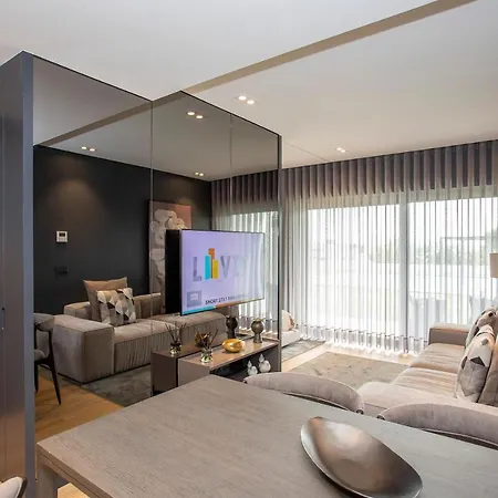 Apartamento Liiiving In Porto - Dragao Pool View Apartments