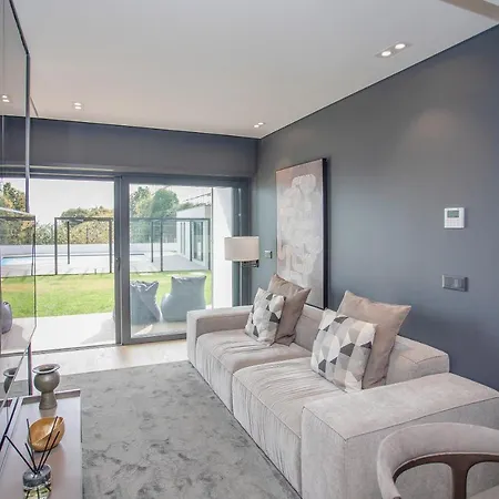Apartamento Liiiving In Porto - Dragao Pool View Apartments