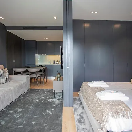 Liiiving In Porto - Dragao Pool View Apartments * Porto
