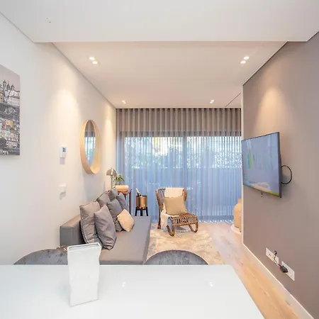 Liiiving In Porto - Dragao Pool View Apartments Apartment
