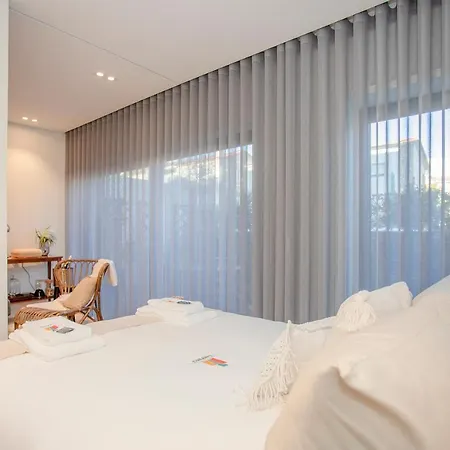 Apartamento Liiiving In Porto - Dragao Pool View Apartments Oporto