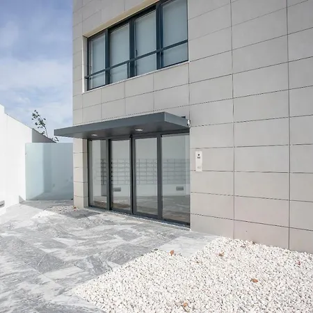 Liiiving In Porto - Dragao Pool View Apartments Oporto