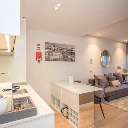 Apartamento Liiiving In Porto - Dragao Pool View Apartments